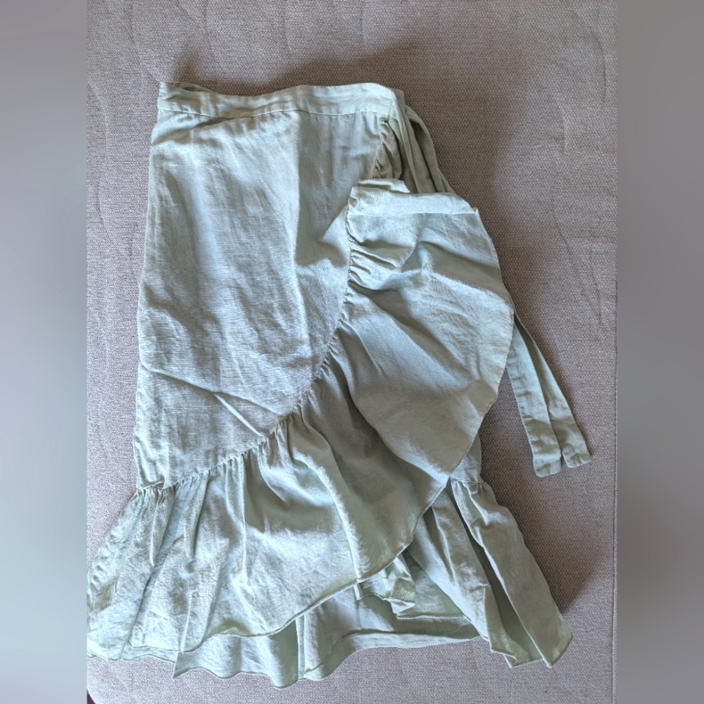 Zara Light Green Linen Ruffled Wrap Skirt - Picture 3 of 7